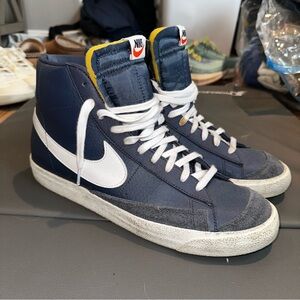 Nike Blazer High Top Navy and White
